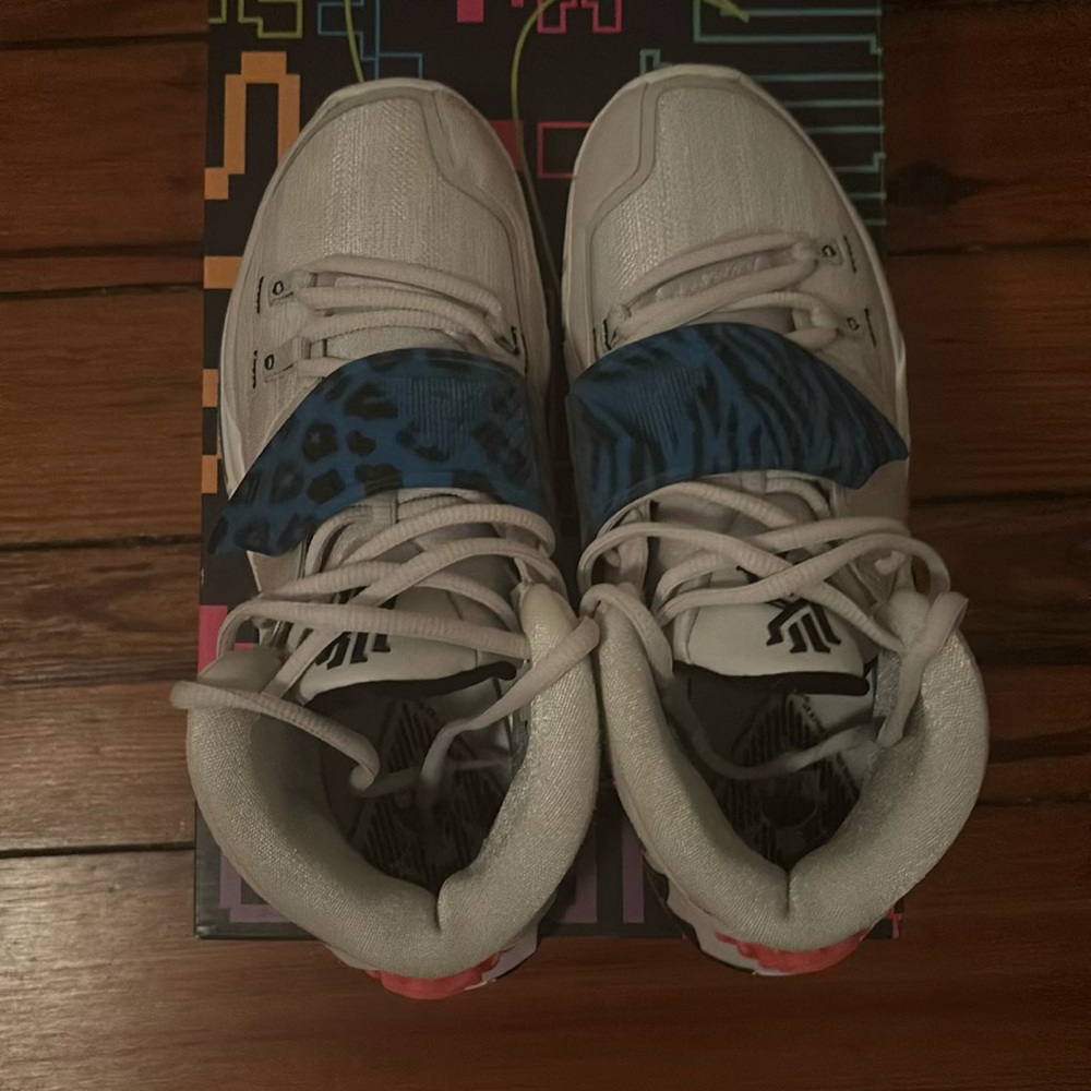 Kyrie 6 vast grey